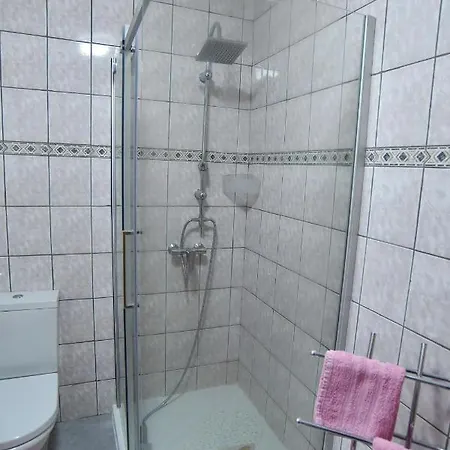 Toplek 2201 Apartment Vir